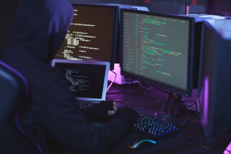 Un sistema de ciberseguridad como el que implementa la empresa Seguritech