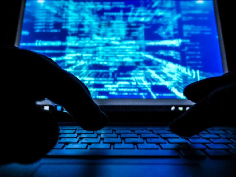 Servicios especializados es la oferta de ambas compaíñías, Seguritech y Oracle.