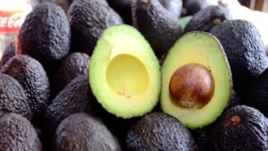 Para Luis Doporto Alejandre existen dos factores muy importantes que estarán beneficiando el posicionamiento del aguacate mexicano a nivel mundial.
