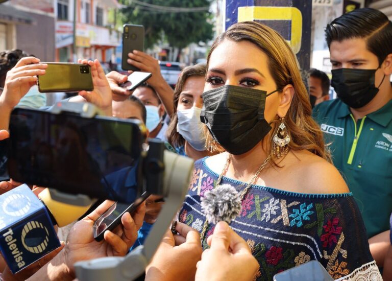 Apuesta Evelyn Salgado por el diálogo para garantizar el libre tránsito durante la Semana Santa.