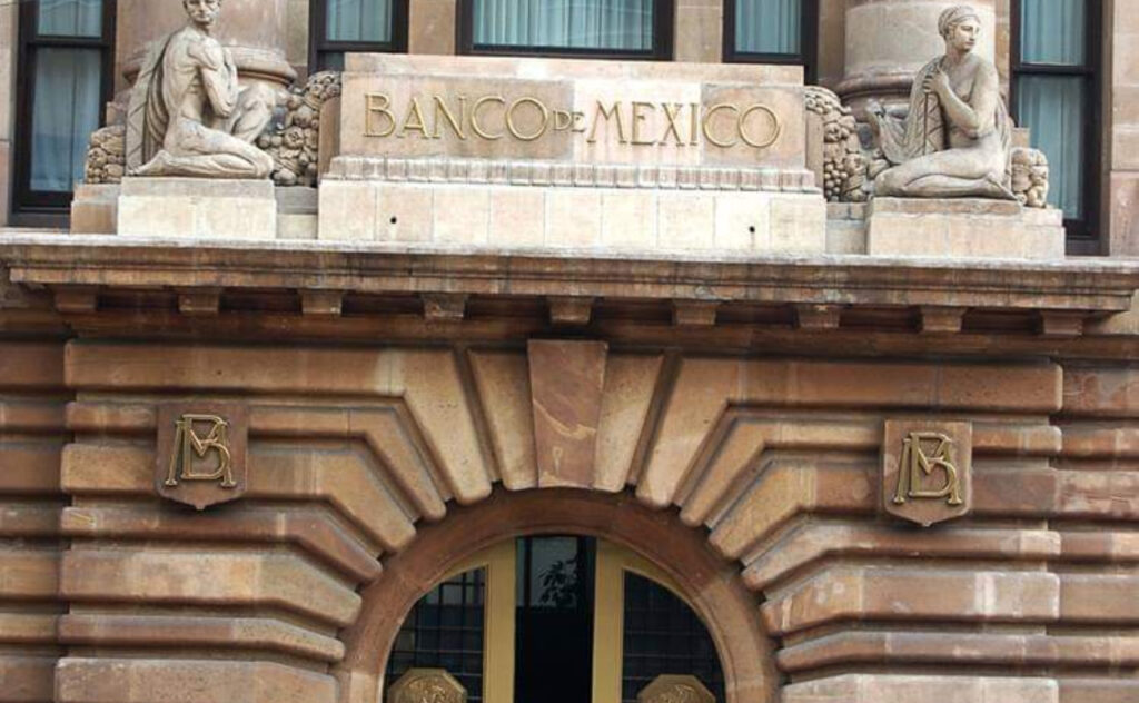 BANXICO ve el peso fuerte
