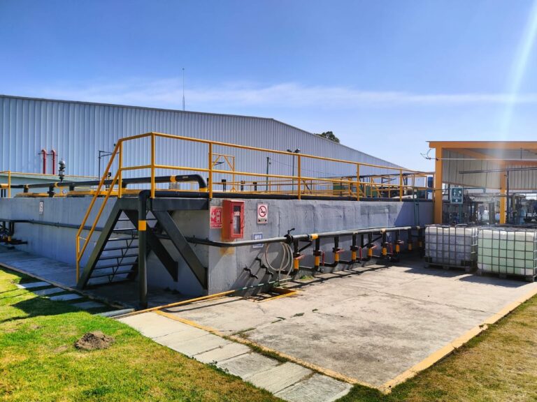 Grupo Ajemex ha optimizado su uso del agua en sus procesos, así como tecnologías innovadoras para el tratamiento de aguas residuales.