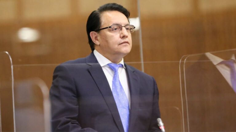 Asesinan a candidato a la presidencia de Ecuador