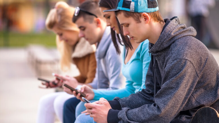 Escampa: Proporciona a los millennials opciones financieras accesibles y convenientes