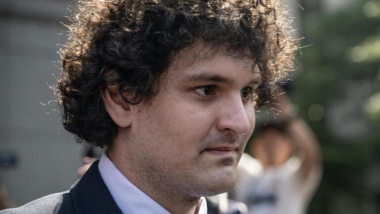 Acusan al cofundador de FTX de robar el dinero de sus clientes