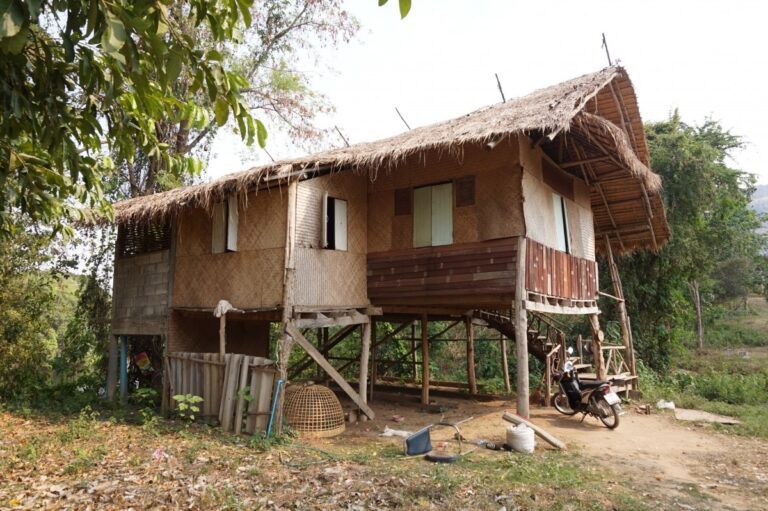 Tailandia repartirá casi 4,500 mdd para salir de la crisis económica