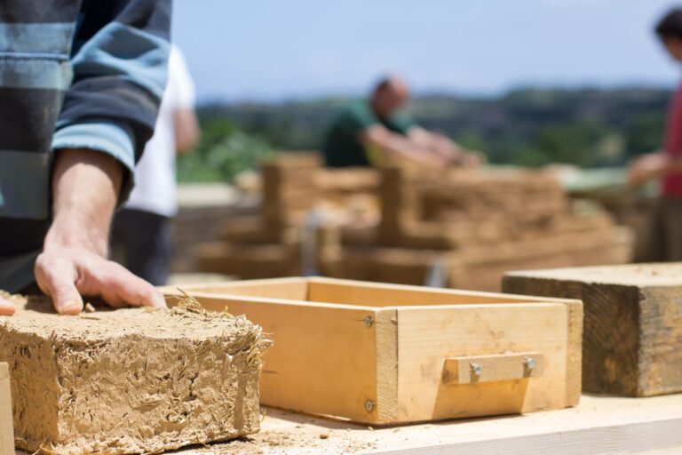 Daniel Esquenazi Beraha promueve bioconstrucción en camino a Net Zero