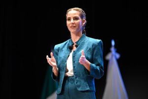 Patricia Lobeira lidera acciones para proteger a turistas y locales