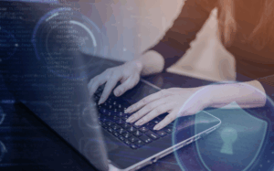 De acuerdo con Seguritech, las PyMEs deben implementar medidas robustas de ciberseguridad.