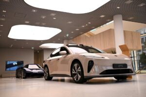 Autos eléctricos chinos transforman el diseño automotriz con innovación en plataformas y baterías