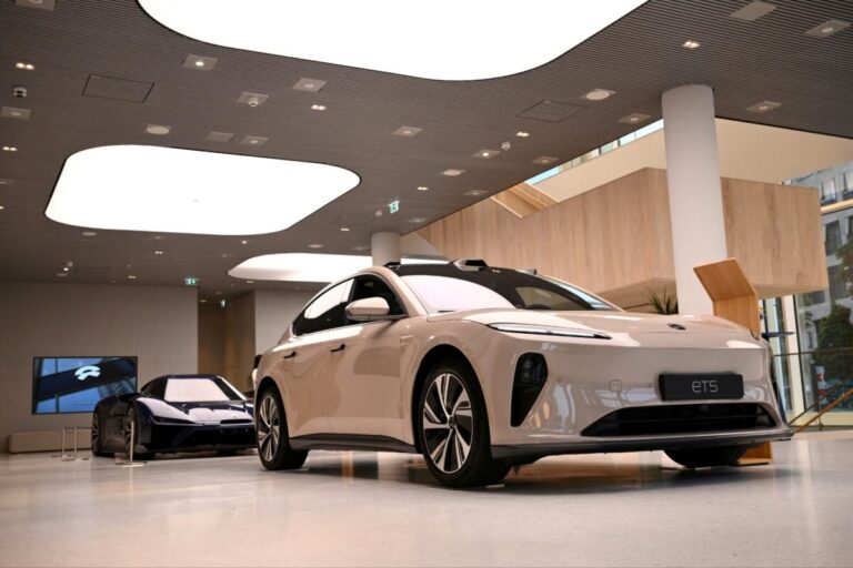 Autos eléctricos chinos transforman el diseño automotriz con innovación en plataformas y baterías
