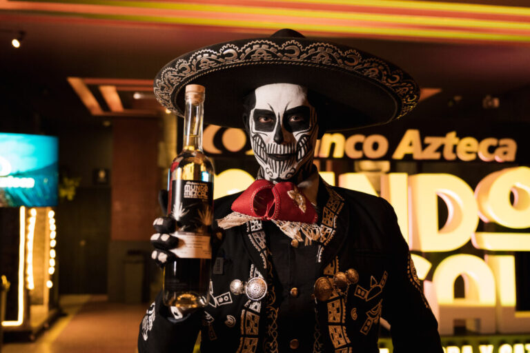 Banco Azteca fortalece productores al sumarse a Mundo Mezcal