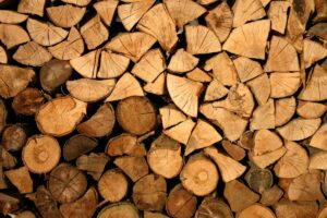Gráfico que muestra la caída del 24% en los precios de la madera desde agosto de 2025.