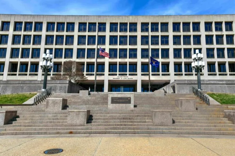 Informe de agosto en Estados Unidos refleja riesgo de recesión de empleo con efectos en consumo e inversión