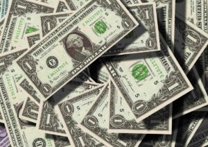 demanda por dólar frente a monedas emergentes