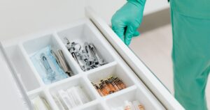 Distribuidora de Materiales Quirúrgicos MTY SA de CV (DIMAQ) es sinónimo de excelencia dentro de la industria de dispositivos médicos.