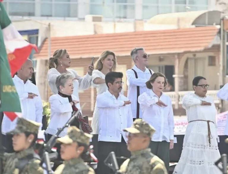 Patricia Lobeira Rodríguez hizo acto de presencia en la conmemoración de los 204 años de la Armada de México.