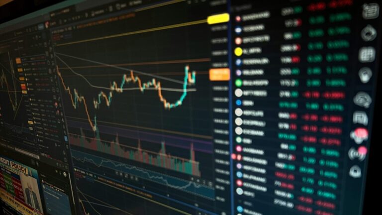 Ilustración editorial sobre el impacto del crecimiento económico de EE. UU. en los mercados de crédito europeos, con gráficos financieros y banderas de ambos bloques.