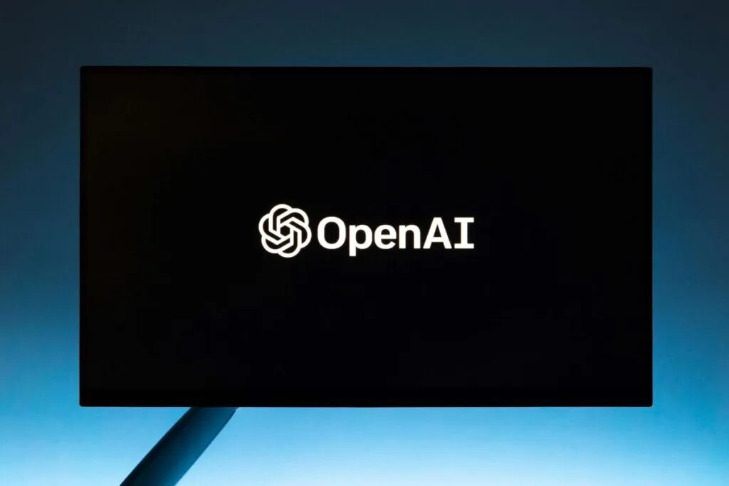 SoftBank completa su inversión en OpenAI fortaleciendo su estrategia en inteligencia artificial global