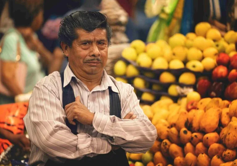 Economía mexicana con inversión extranjera récord y consumo interno en contraste dentro de un entorno global complejo.