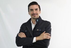 Líder sindical Alejandro Martínez Araiza analizando efectos económicos del aguinaldo sin ISR.