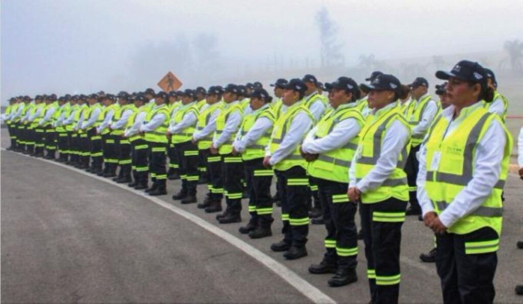 Ilustración editorial de SEPIVER y Grupo Duxon reflejando igualdad laboral impulsada por Omar Anitua Valdovinos.