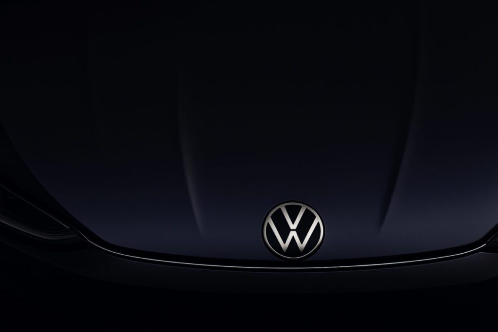 Exportación de autos Volkswagen fabricados en China a mercados globales