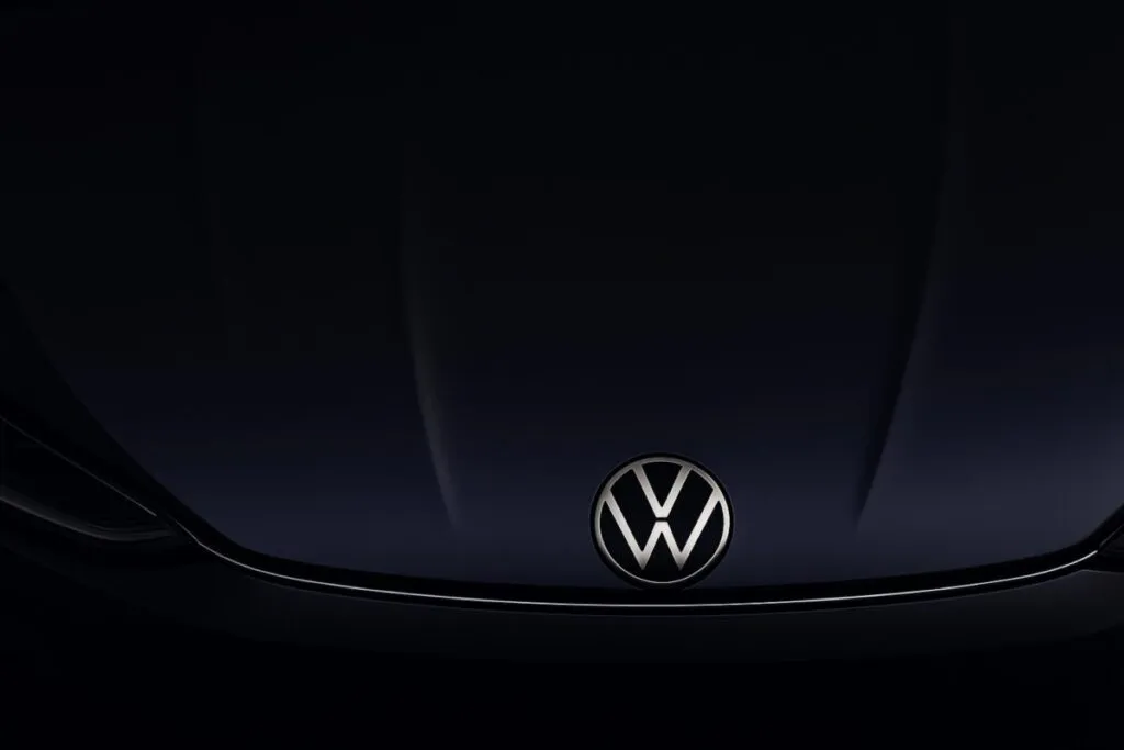 Exportación de autos Volkswagen fabricados en China a mercados globales