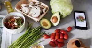 Complejidad de consumidores moldearán rumbo de la industria alimentaria: Grupo Kosmos