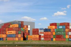 Dumping en México genera tensiones comerciales con Estados Unidos y provoca medidas compensatorias