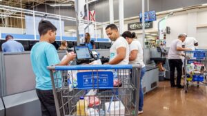 Estados Unidos registra su mayor crecimiento económico en dos años impulsado por consumo y exportaciones.