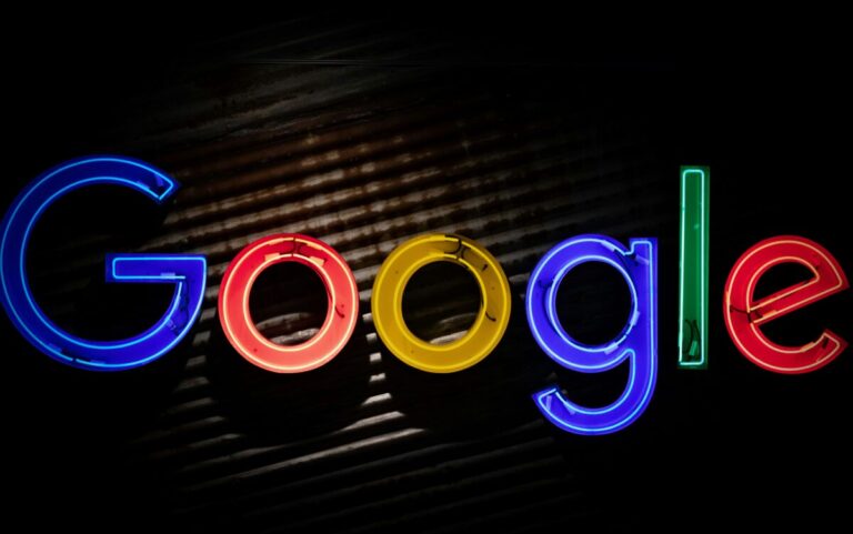 Concepto visual de insider trading con Google y Polymarket, IA como elemento clave