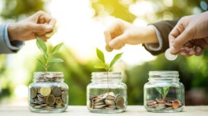 Deuda sostenible impulsa la financiación climática en mercados emergentes mediante bonos verdes y proyectos de energía limpia.