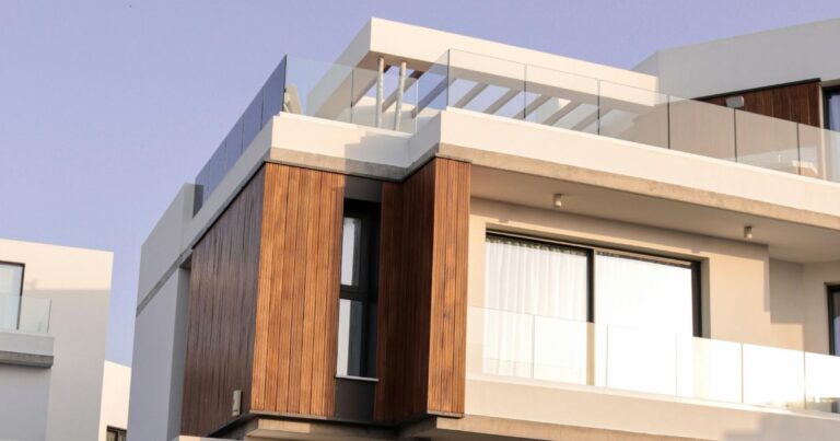 Para el especialista en vivienda y construcción, José Reynoso González, este tipo de movimientos muestran una reconfiguración de este sector.