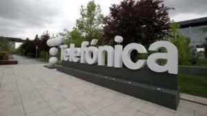 Telefónica deja la Bolsa de Nueva York y concentra su cotización en Europa dentro de su estrategia financiera y operativa