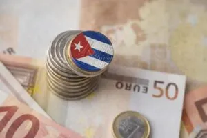 Gráfico de barras sobre la cotización del euro en Cuba con énfasis en euro en Cuba y tipo de cambio