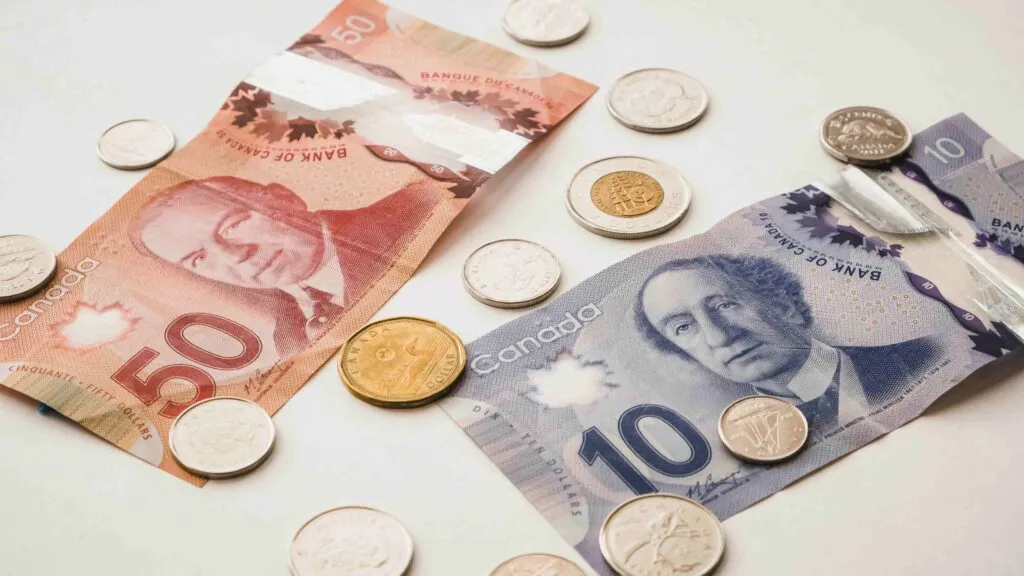 Tipo de cambio del dólar canadiense frente al peso mexicano este 2 de febrero