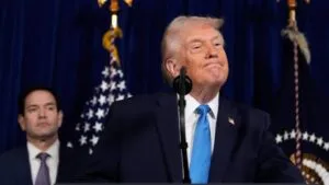 Empresas estadounidenses piden compensaciones tras invalidación de aranceles de Trump por el Tribunal Supremo