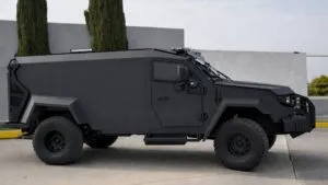 Vehículos SandCat fabricados en México participan en operativo internacional de traslado seguro de internos de alta peligrosidad