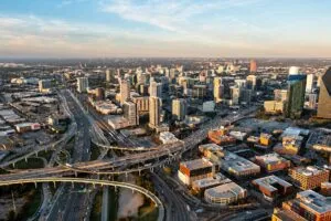 Pequeñas ciudades para emprender en Estados Unidos con crecimiento económico y oportunidades empresariales