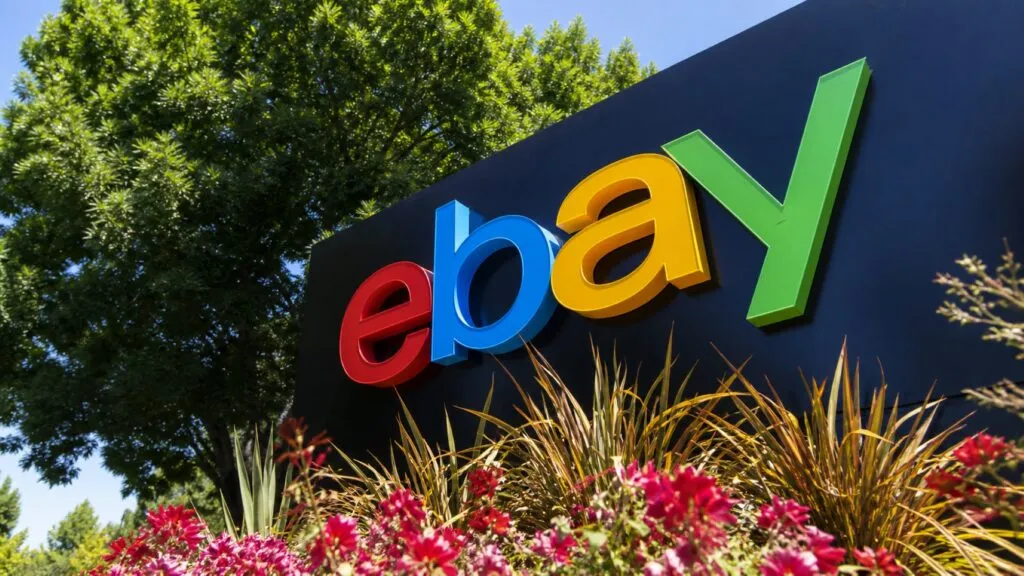 eBay acciones suben 5% tras oferta vinculada a GameStop en mercado estadounidense