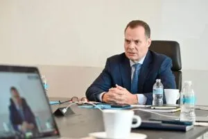 Olegario Vázquez Aldir confía en crecimiento del PIB en 2026.