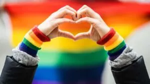 El Pride 2026 comparte protagonismo mediático con la Copa del Mundo en un año marcado por grandes eventos globales.