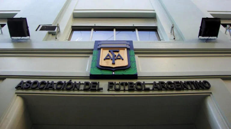 FBI investiga AFA