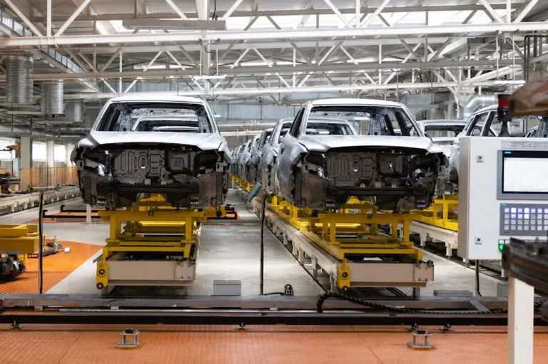 Venta de autos nacionales en Argentina frente al crecimiento de marcas importadas y la transformación del mercado automotor.