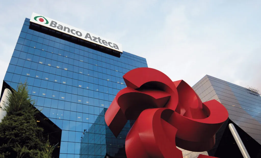 Banco Azteca y Elektra respaldan a damnificados en Colombia
