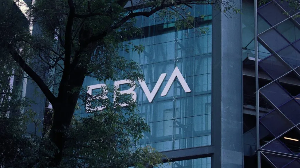 BBVA capta 2.300 millones de dólares mediante una emisión de deuda sénior no preferente