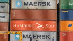 Maersk eleva ingresos y beneficios por mayores fletes y las disrupciones marítimas en Oriente Próximo