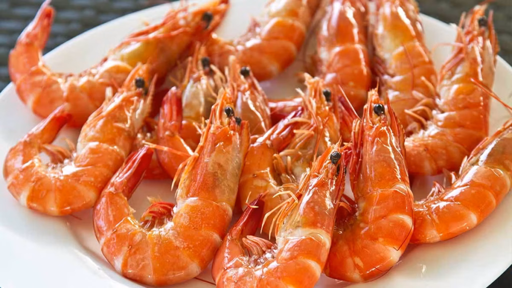 Camarones, pulpo y ostiones representan el creciente mercado de mariscos en México.