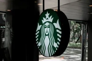 Starbucks China apuesta por Boyu Capital para acelerar su expansión y llegar a más ciudades del mercado chino.